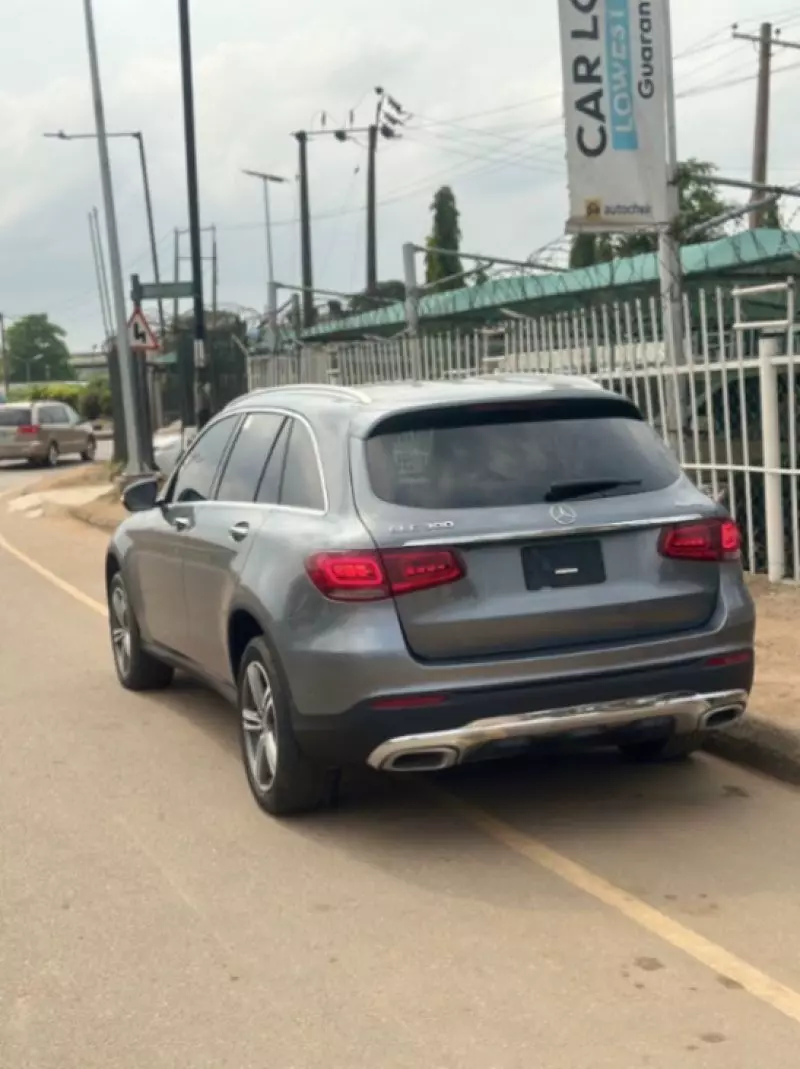 Mercedes-Benz GLC 300   - 2020