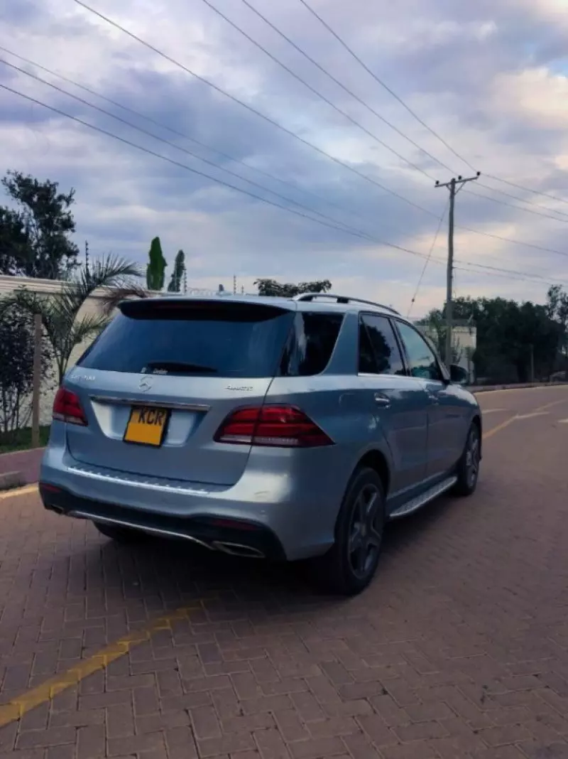 Mercedes-Benz GLE 400   - 2016