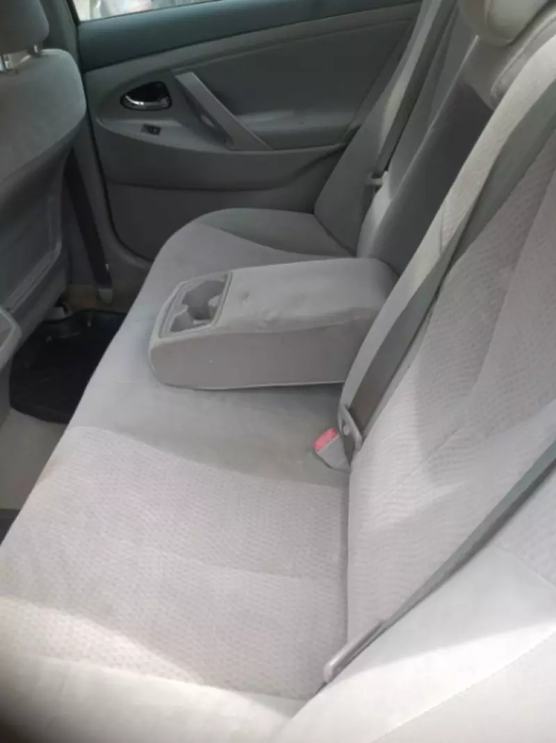 Toyota Camry   - 2011