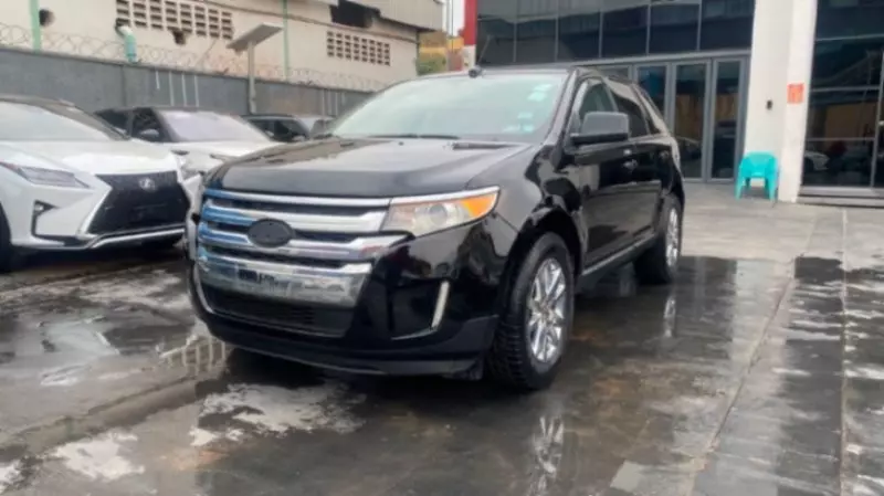 Ford Edge   - 2011