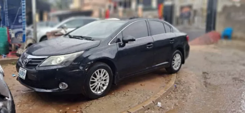 Toyota Avensis - 2013