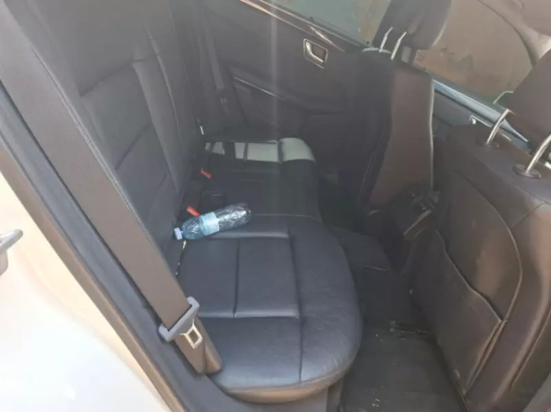 Mercedes-Benz E350 - 2010