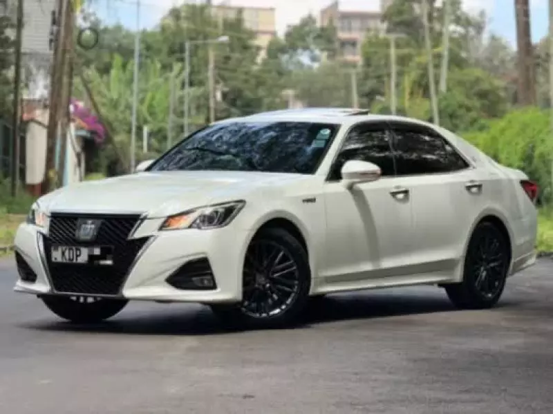 TOYOTA Crown Athlete    - 2017