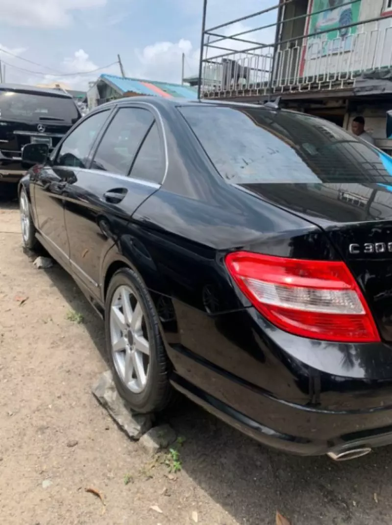 Mercedes-Benz C 300   - 2008