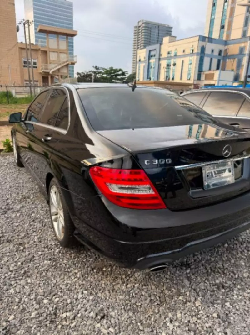 Mercedes-Benz C-Class   - 2013