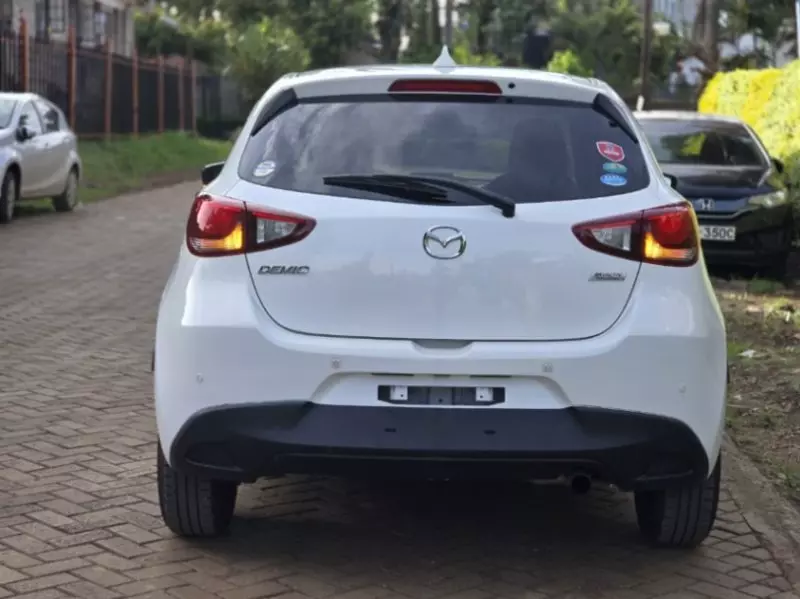 Mazda Demio   - 2018