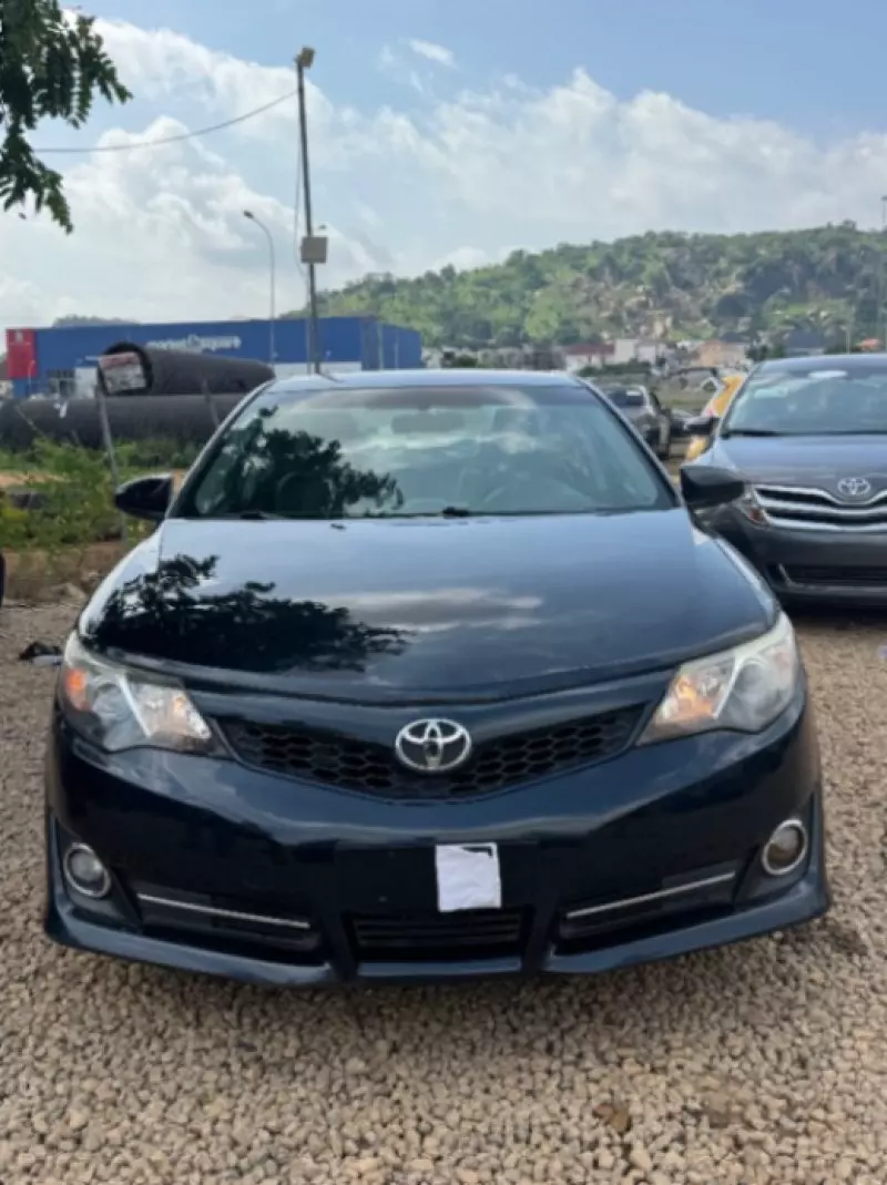 TOYOTA Camry   - 2014