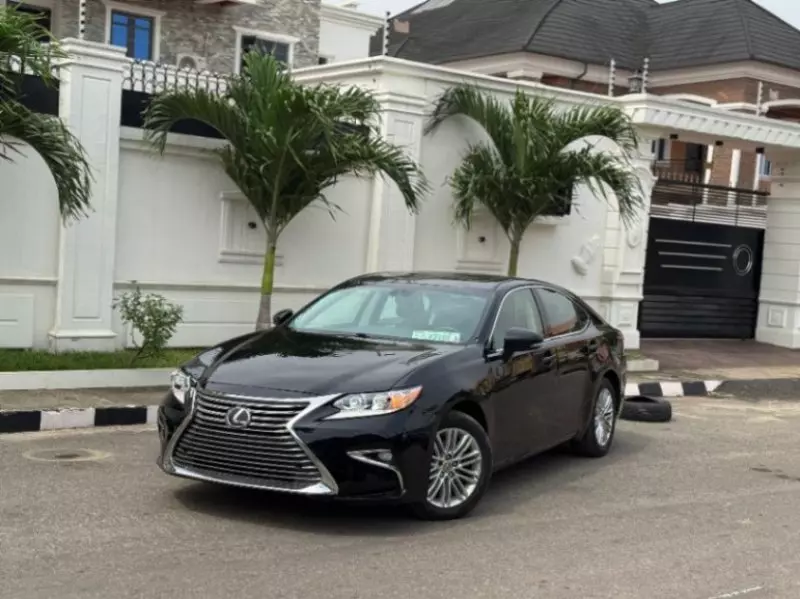 Lexus ES 350   - 2014