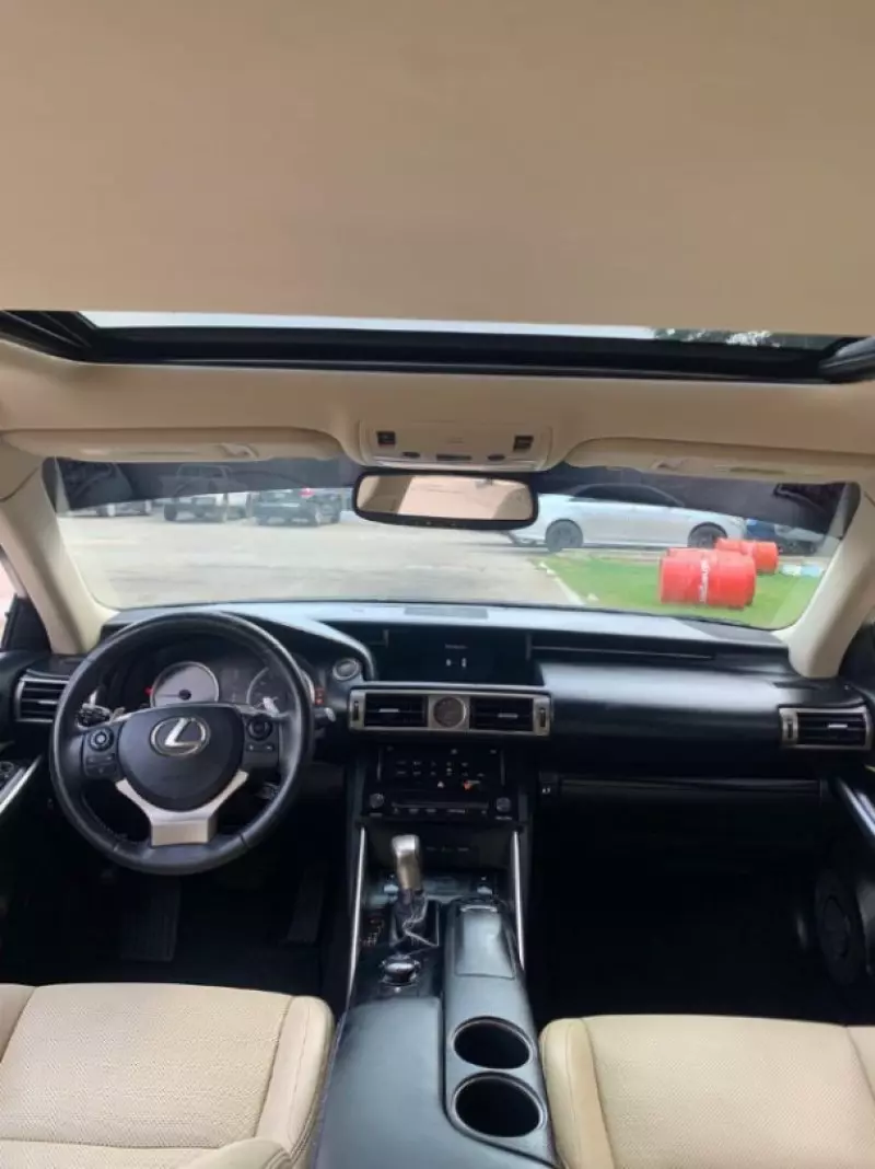 Lexus IS 250   - 2014
