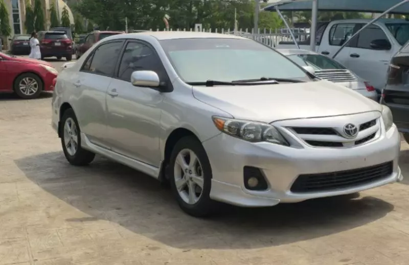 Toyota Corolla - 2013