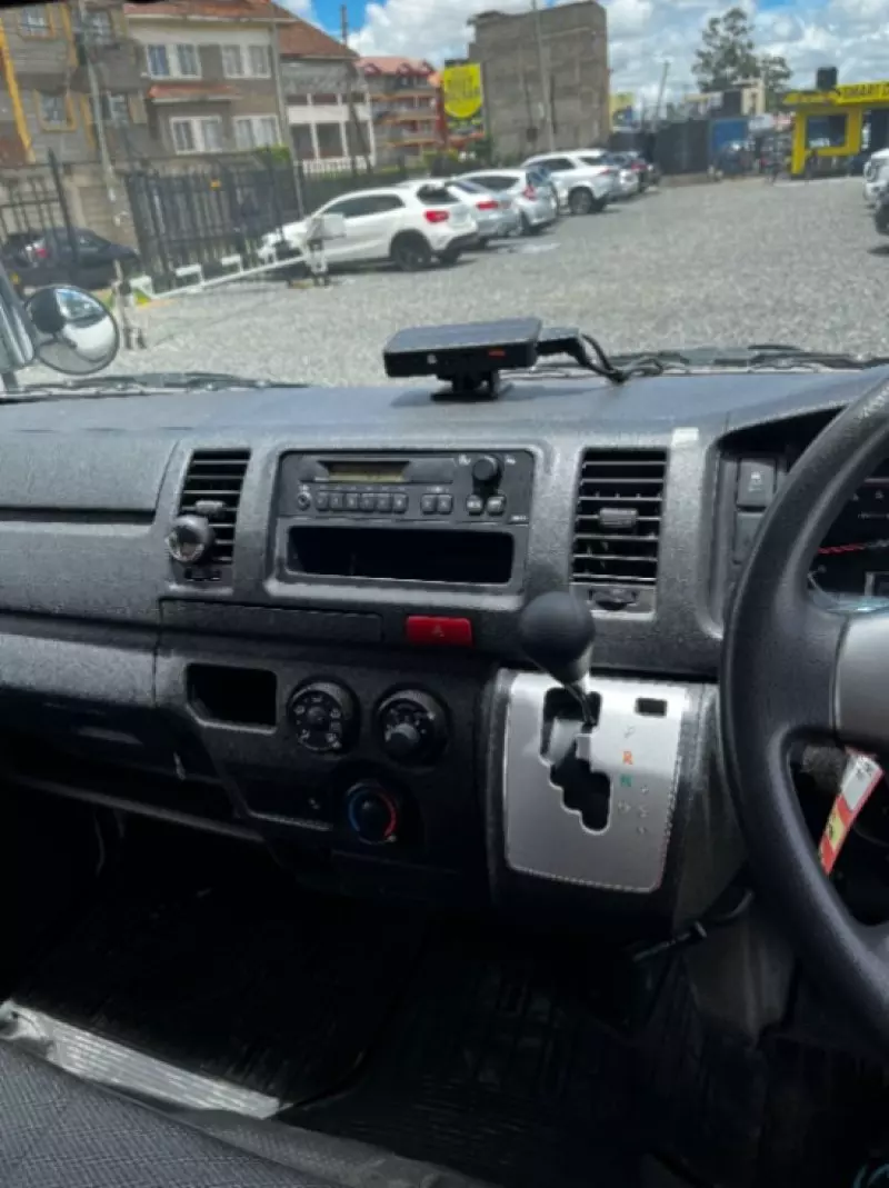 Toyota Hiace   - 2020
