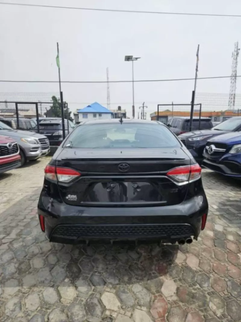 TOYOTA Corolla   - 2021