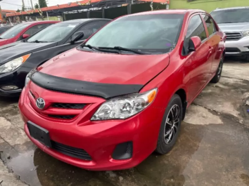 TOYOTA Corolla   - 2013