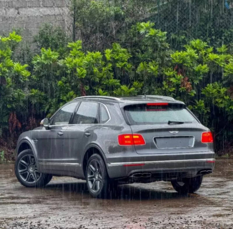 Bentley Bentayga   - 2018