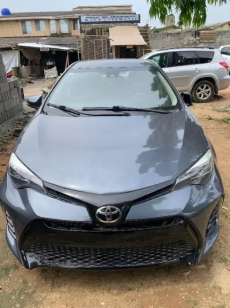 Toyota Corolla   - 2017