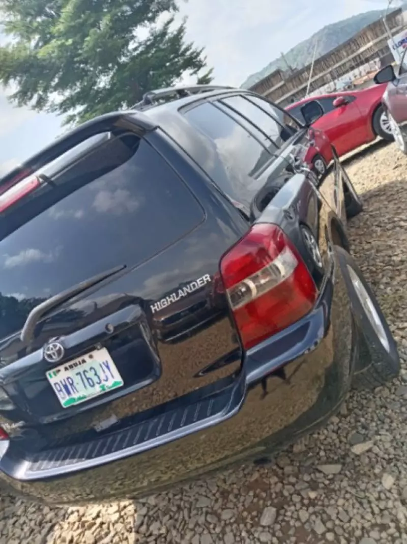 Toyota Highlander   - 2004