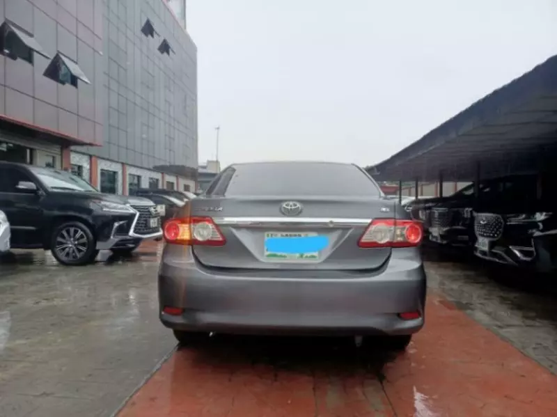 TOYOTA Corolla   - 2012