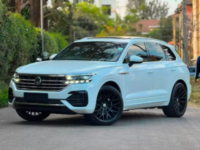Volkswagen Touareg   - 2019