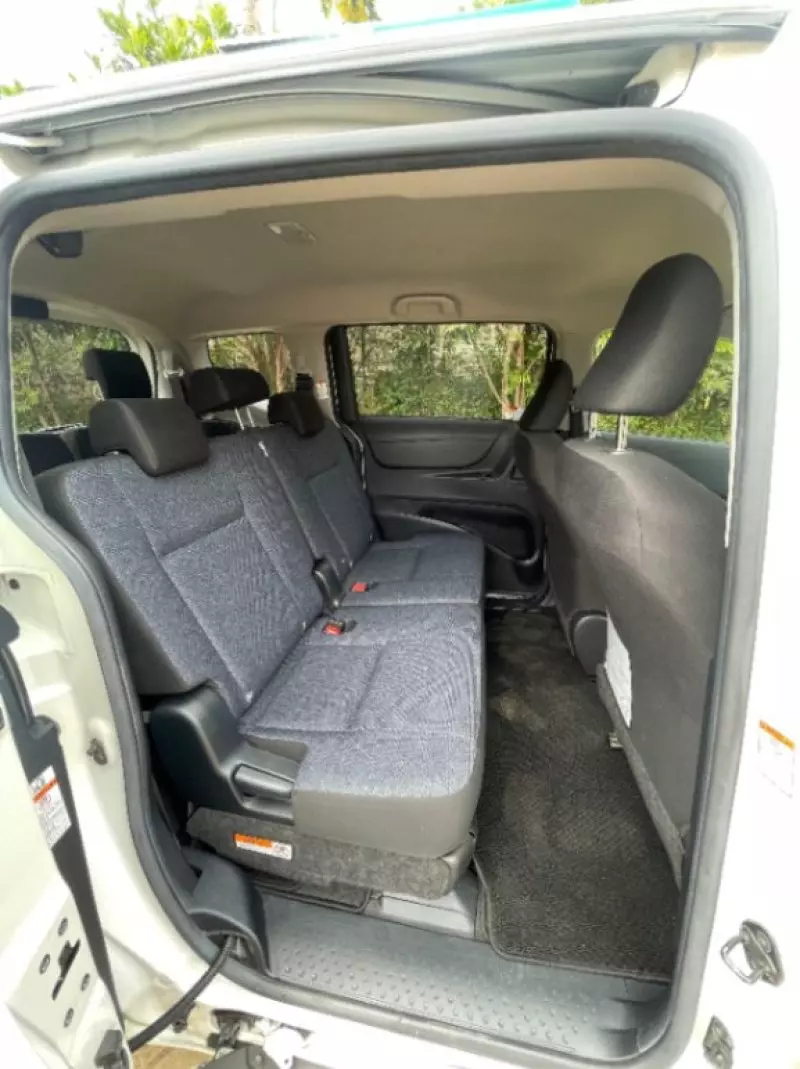 Toyota Sienta   - 2018