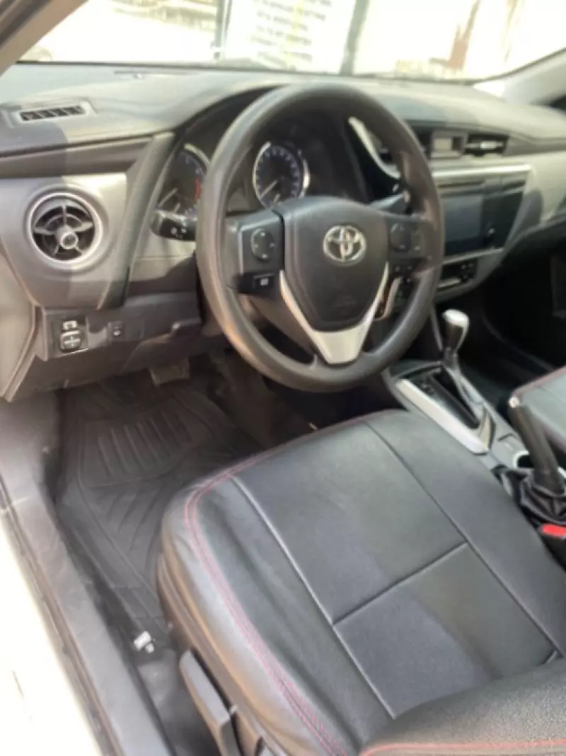 TOYOTA Corolla   - 2018