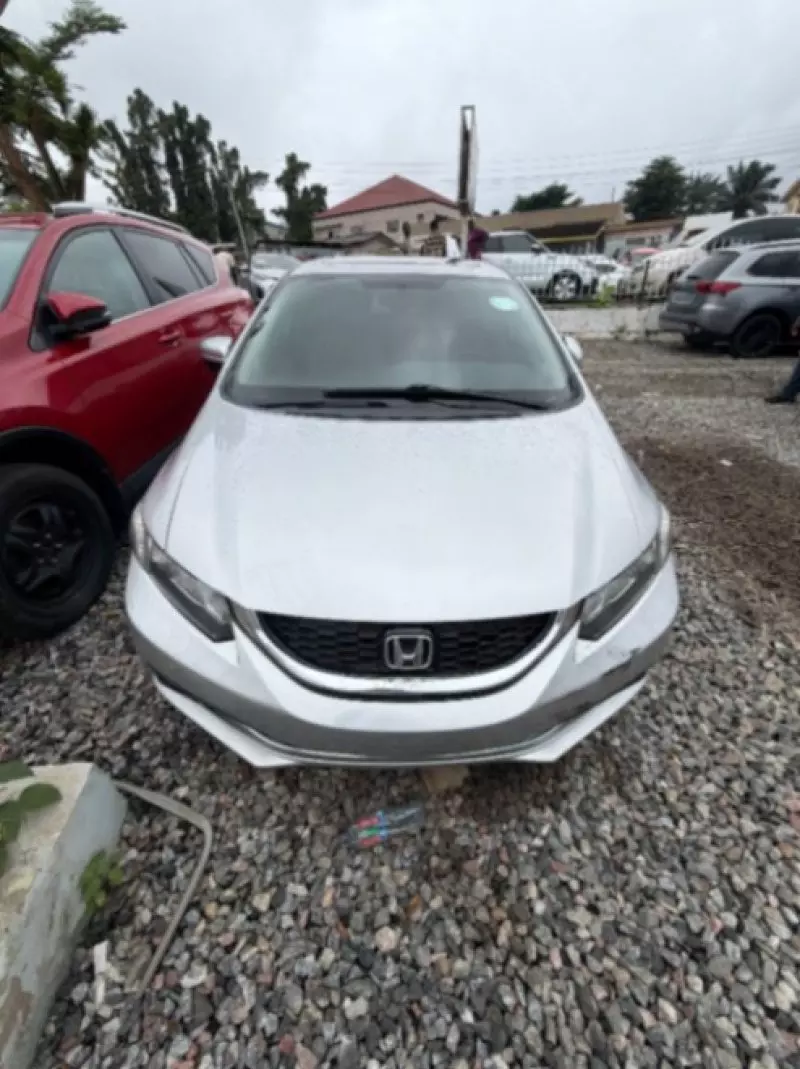Honda Civic   - 2014