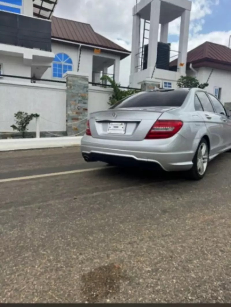 Mercedes-Benz C 300   - 2014