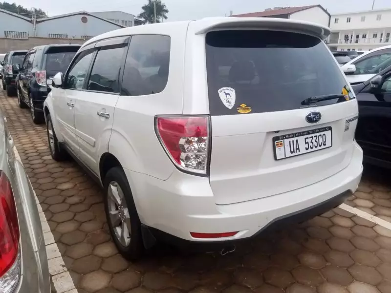 Subaru Forester   - 2011