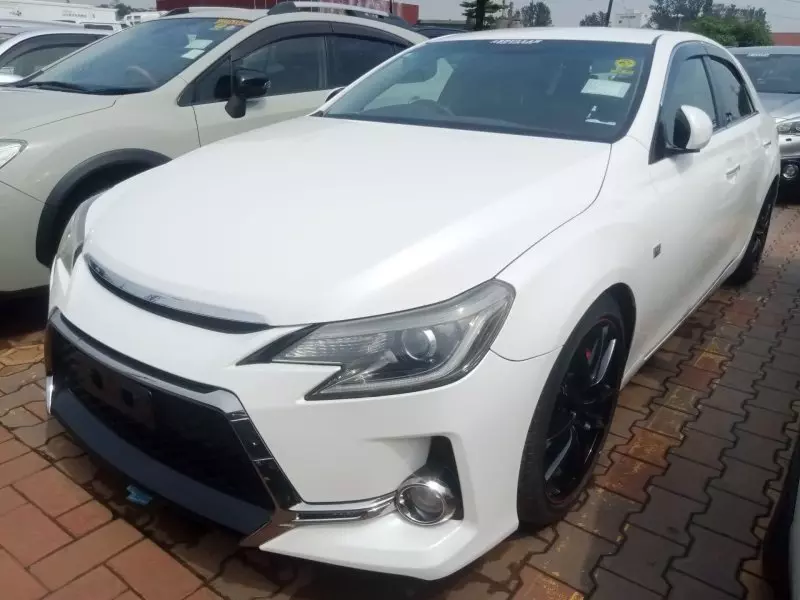Toyota Mark X   - 2015