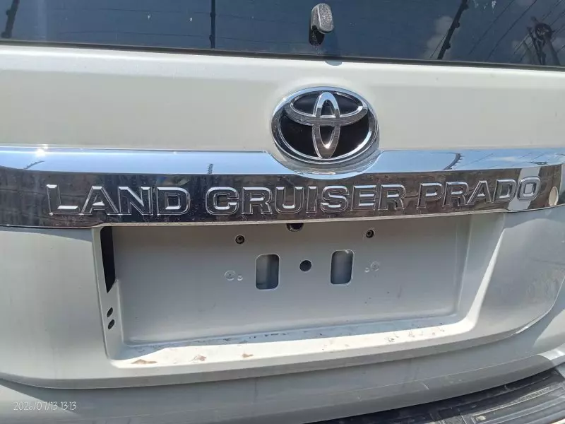 TOYOTA Landcruiser Prado   - 2019