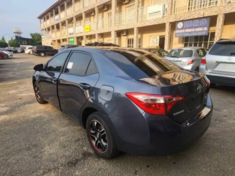 Toyota Corolla   - 2017