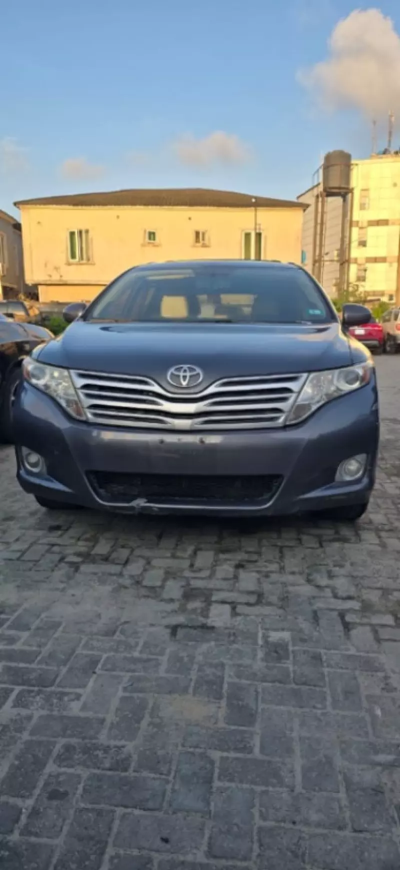 TOYOTA Venza   - 2010