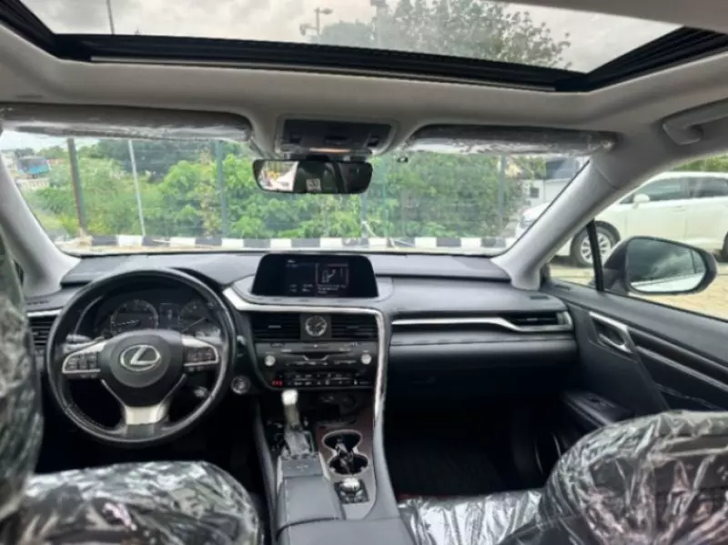 Lexus RX   - 2021