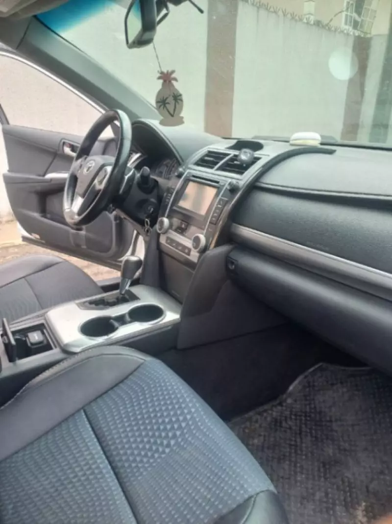 TOYOTA Camry   - 2013