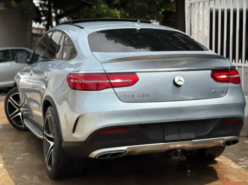 Mercedes-Benz GLE 450   - 2016