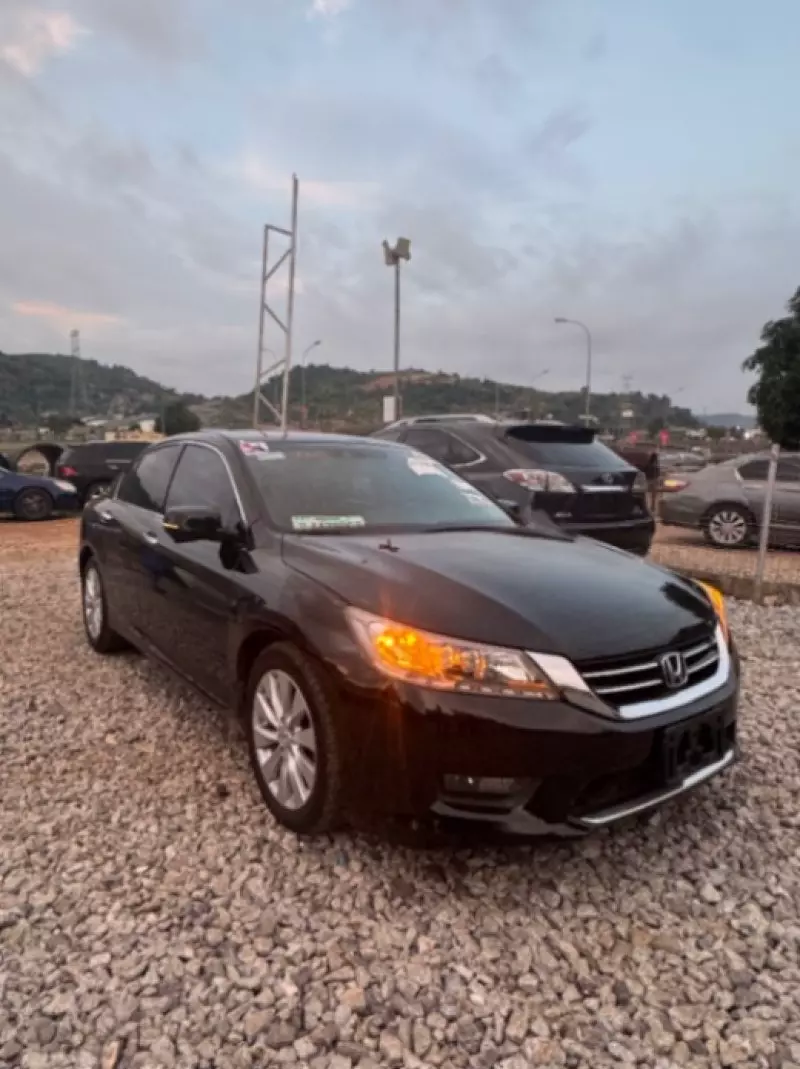 Honda Accord   - 2014