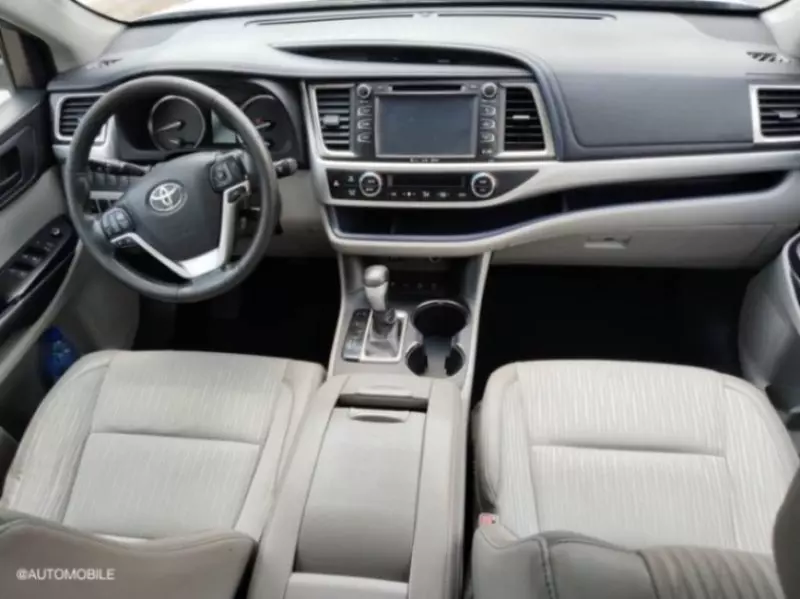 Toyota Highlander - 2016