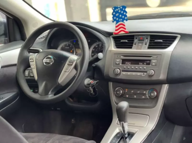 Nissan Sentra   - 2013