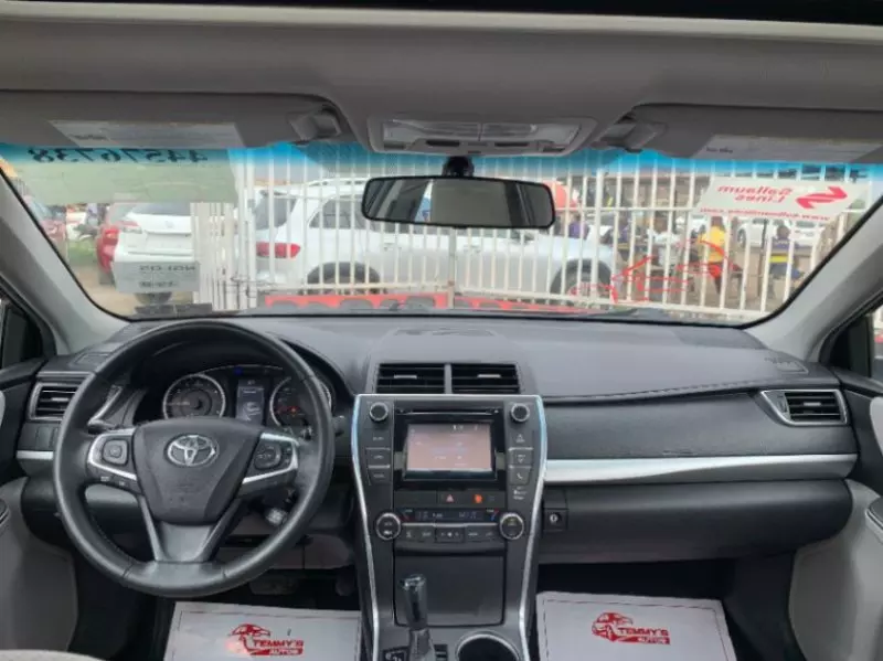 TOYOTA Camry - 2015