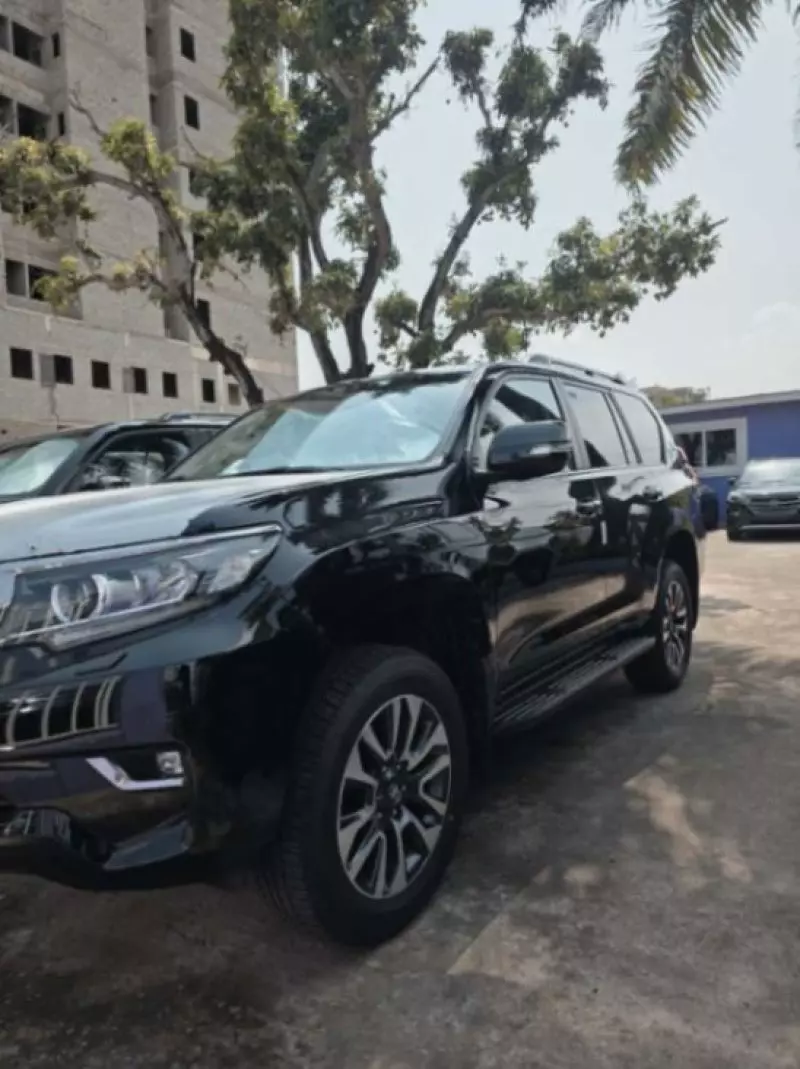 Toyota Landcruiser Prado   - 2023