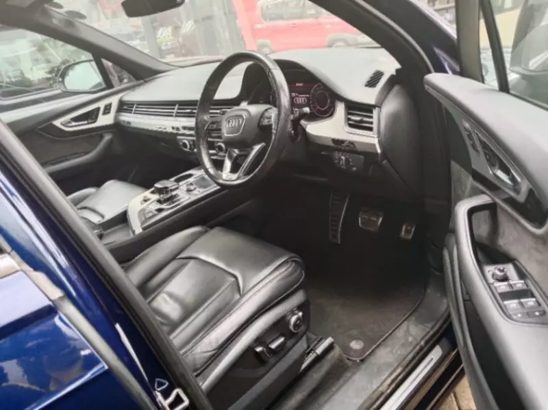 Audi Q7   - 2018