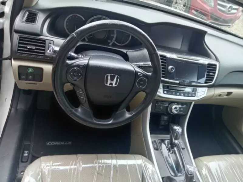 Honda Accord   - 2013