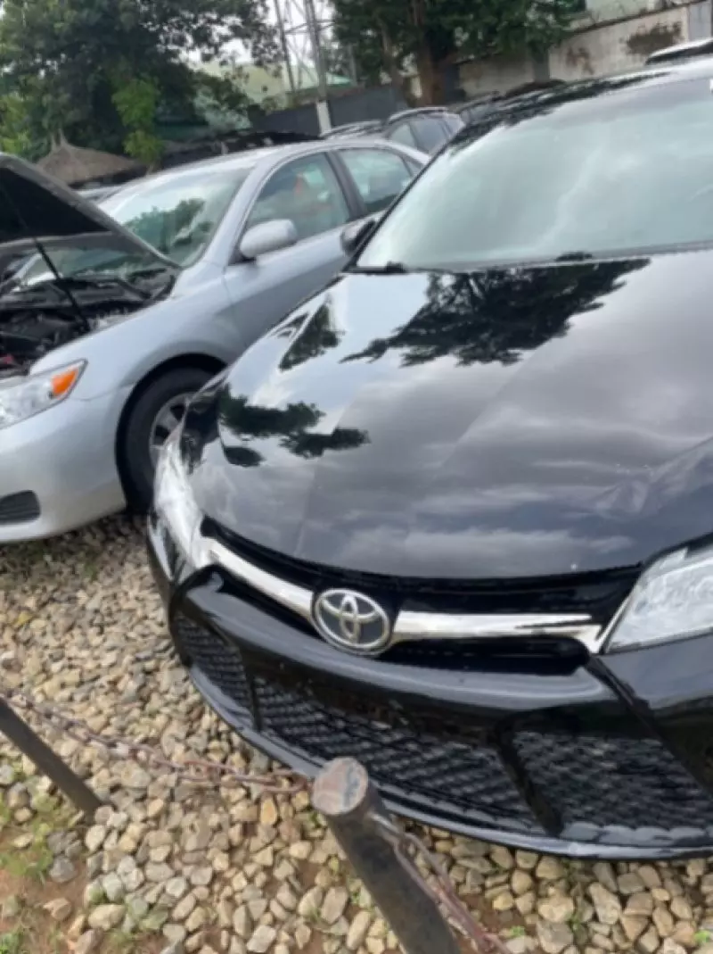 TOYOTA Camry   - 2016