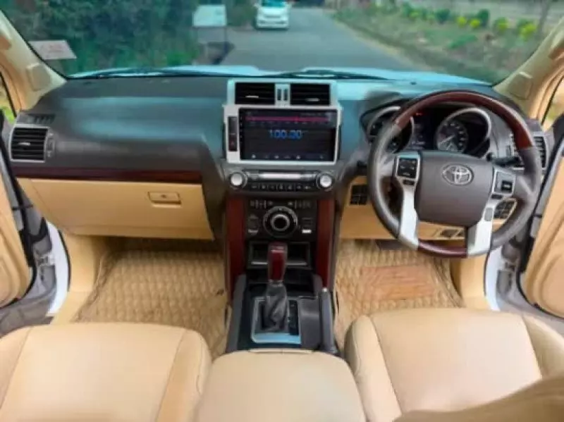 TOYOTA Landcruiser Prado   - 2015