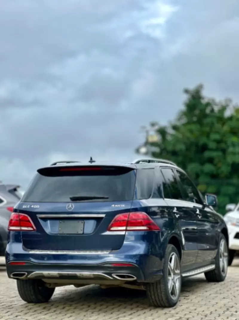 Mercedes-Benz GLE 400   - 2016