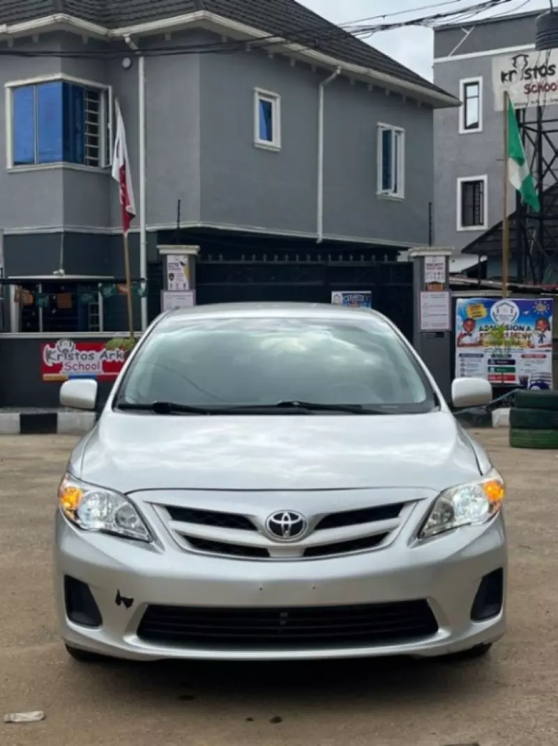 TOYOTA Corolla   - 2013