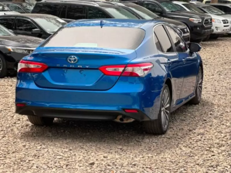 TOYOTA Camry   - 2019