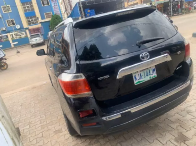 Toyota Highlander   - 2008