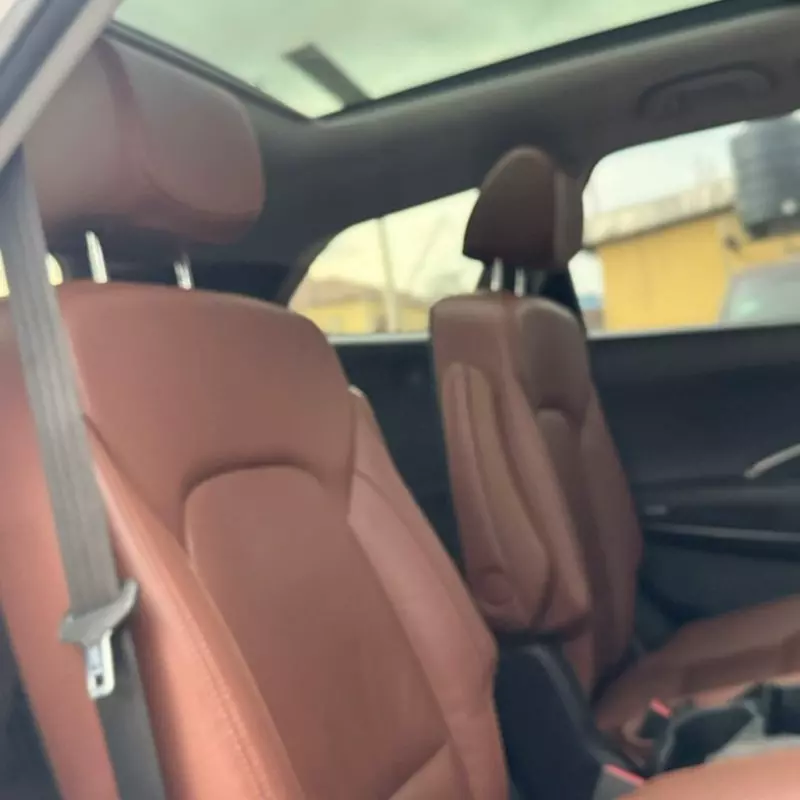 Hyundai Santa Fe   - 2015