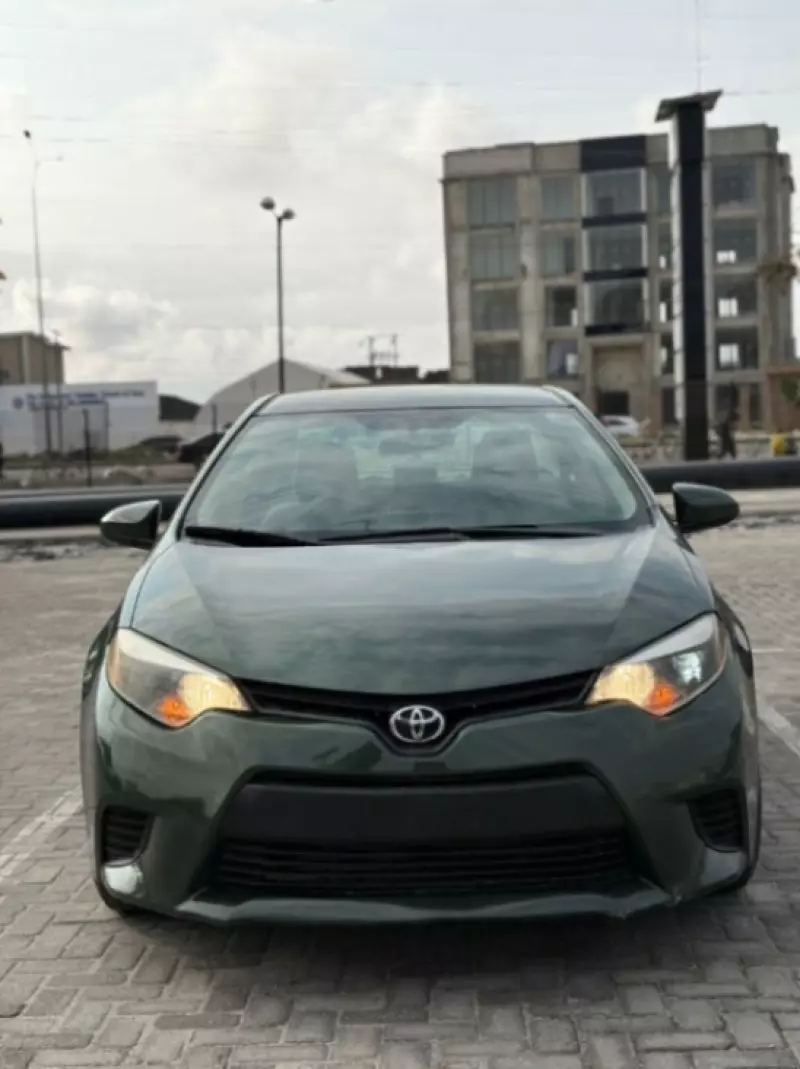 Toyota Corolla - 2013