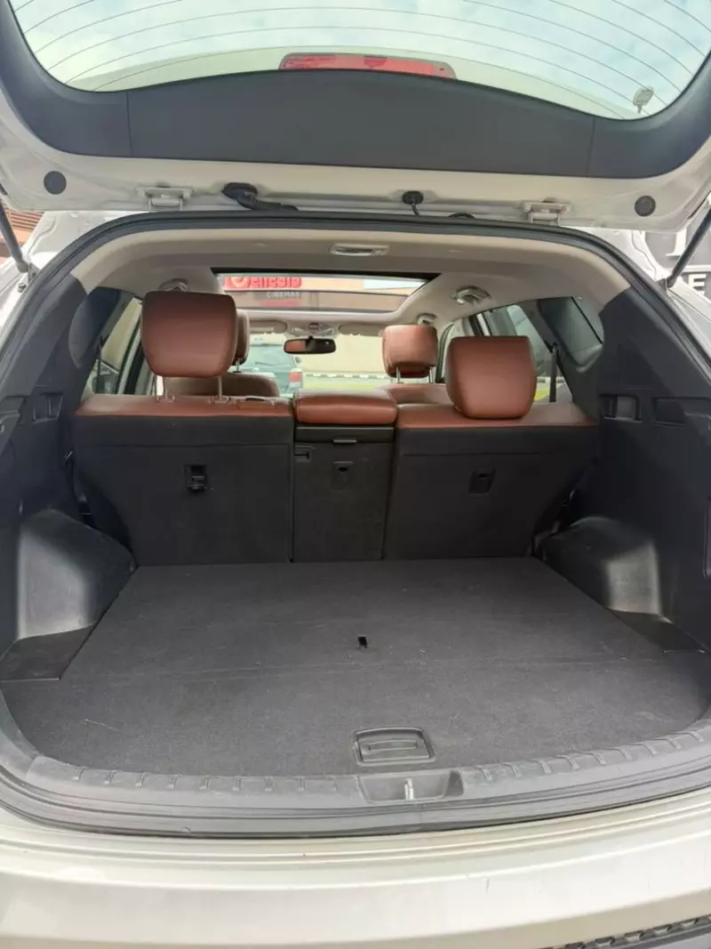 Hyundai Santa Fe   - 2014